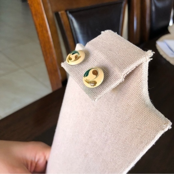 Vintage Pierced Earrings - Picture 2 of 4